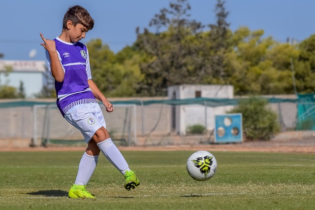 前曼城中场 前曼城中场